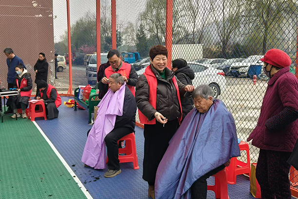 黨建引領(lǐng)踐初心，物業(yè)助力暖民心
